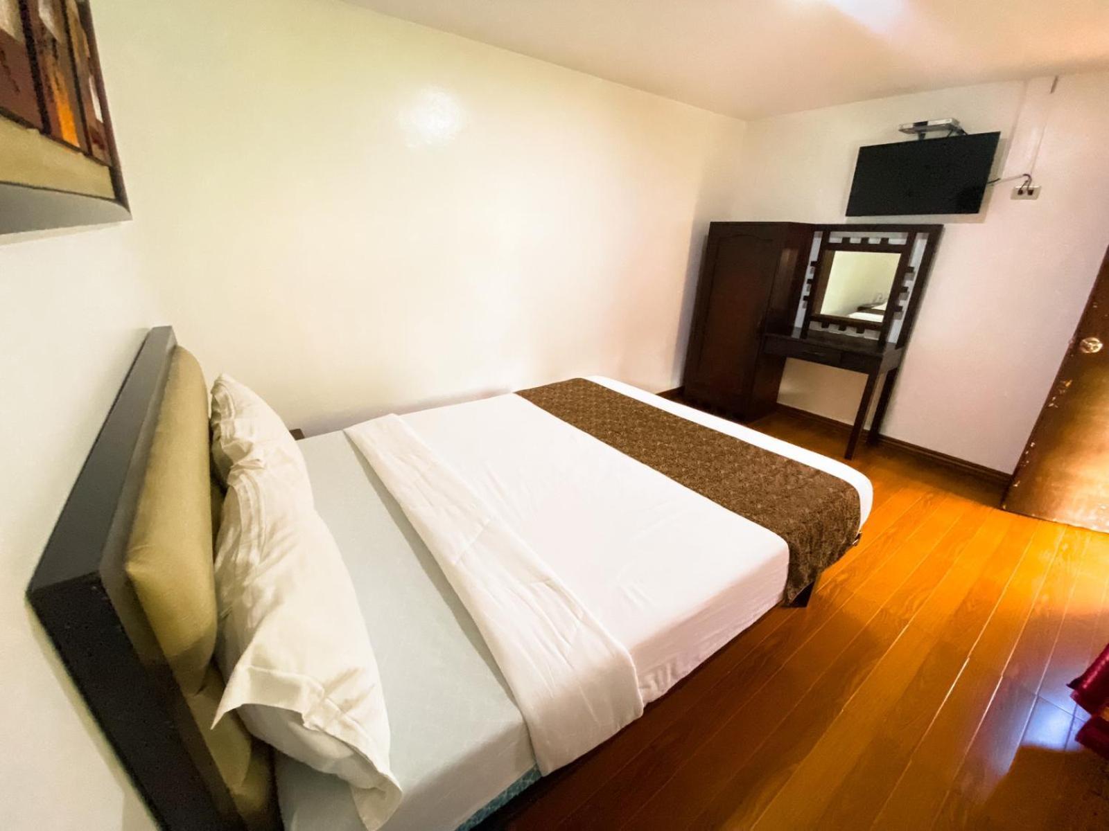 Hortz Hotels And Resorts Tagaytay City Екстер'єр фото
