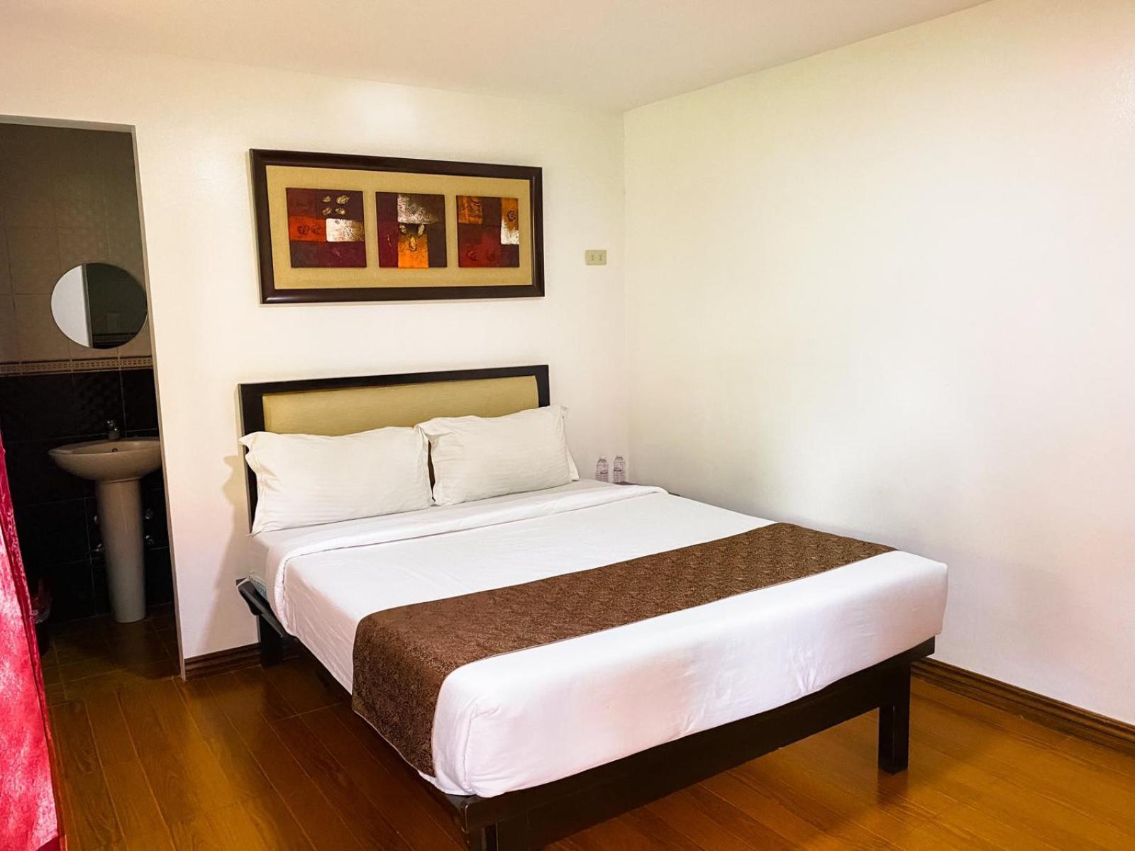 Hortz Hotels And Resorts Tagaytay City Екстер'єр фото